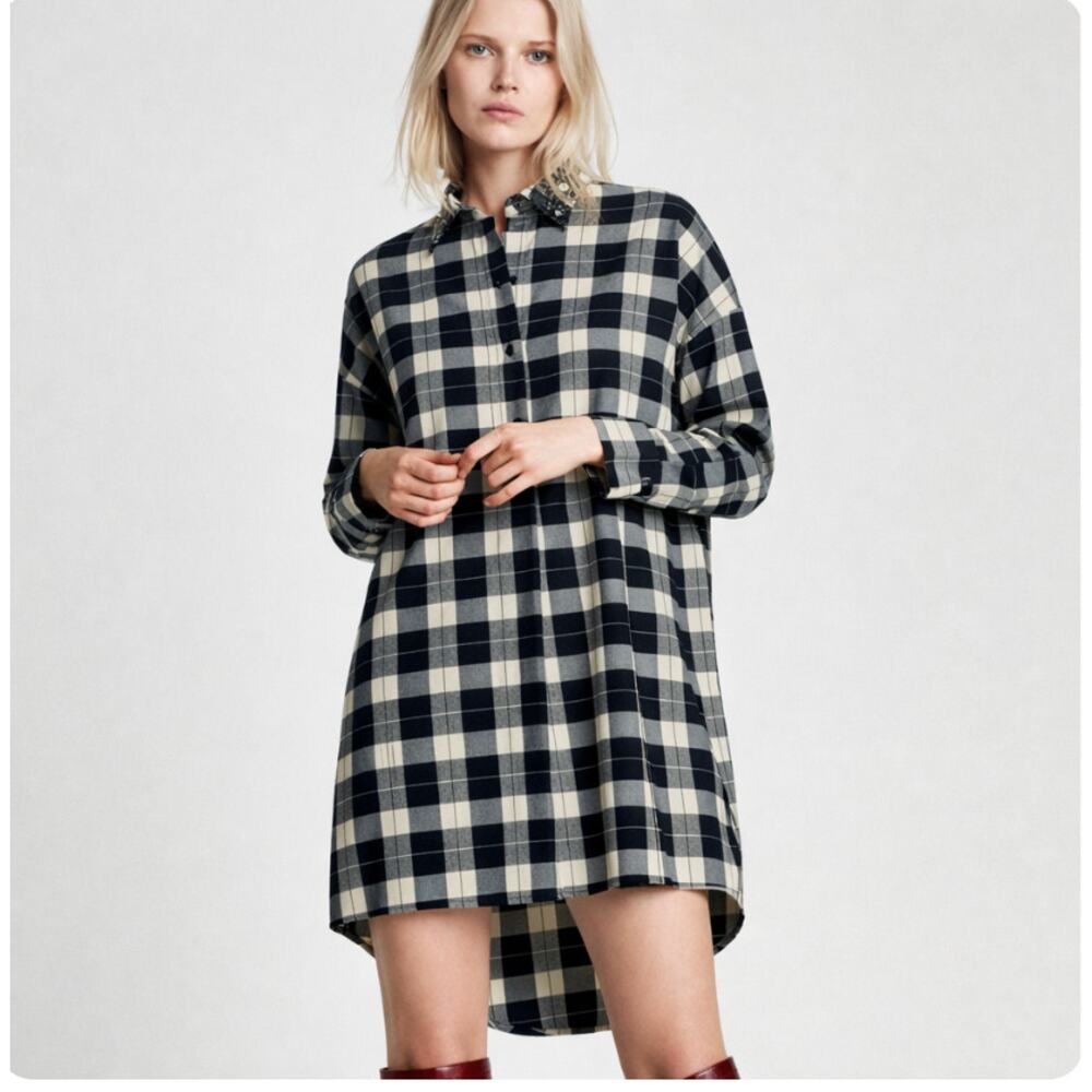 Zara Size M Black Ivory Plaid Shirt Dress Jeweled Collar Check Hi ghLow